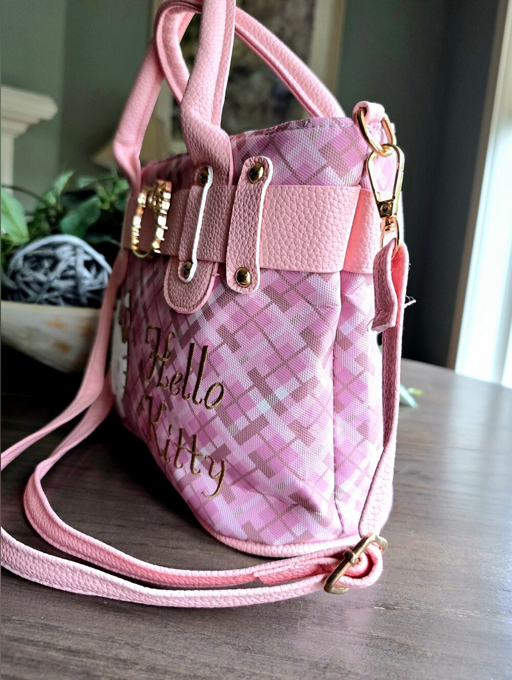 Sanrio Hello Kitty Pink Plaid Satchel / Crossbody NWT - Picture 6 of 12